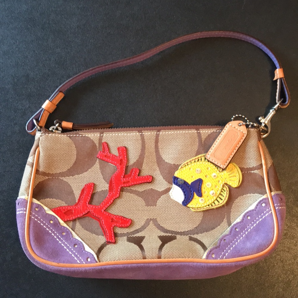 Small Coach purse with nautical detail
